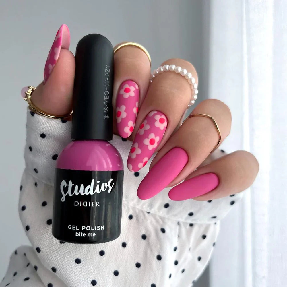 Gel polish Studios, Bite Me, TPO free, 8ml