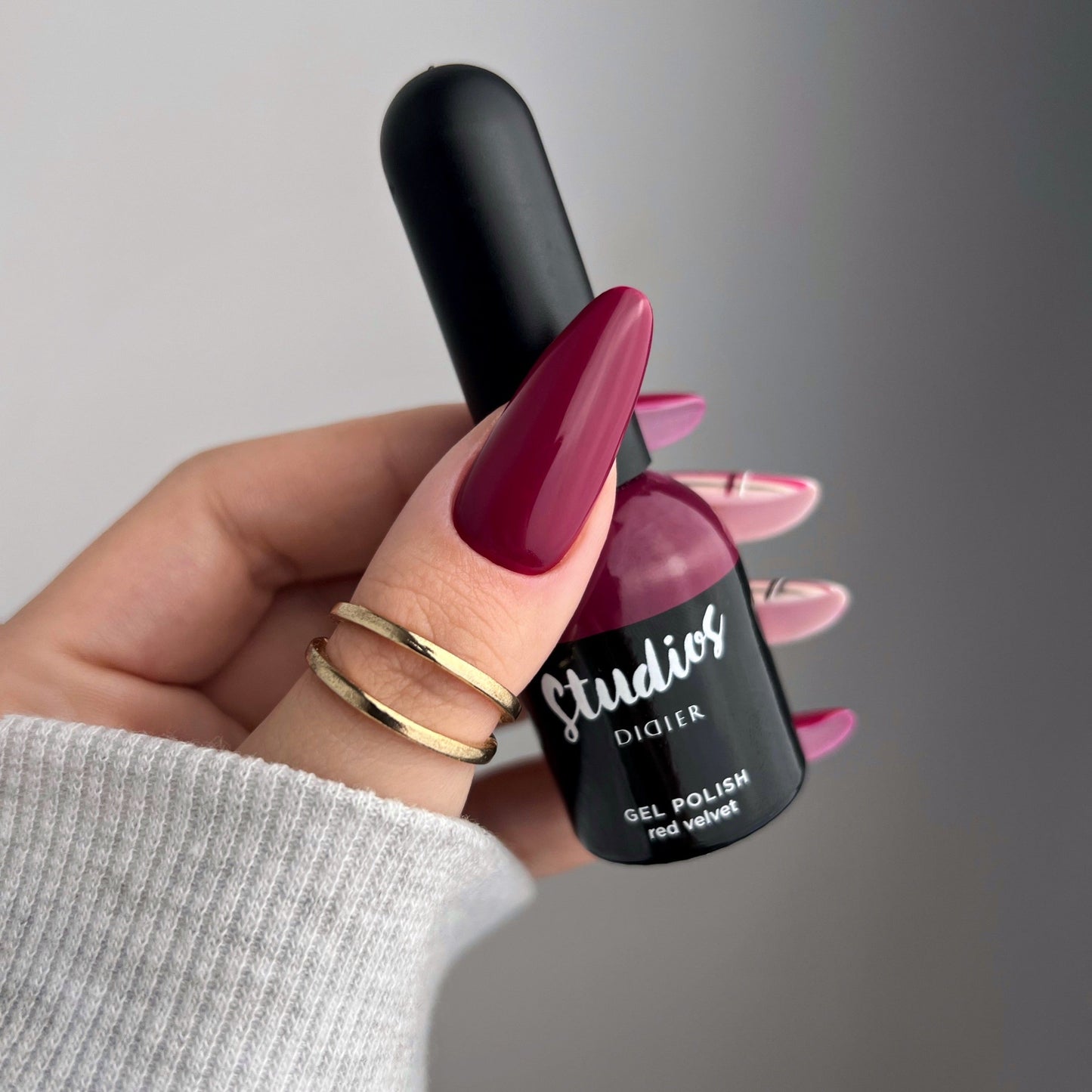 Gel polish Studios, Red Velvet, TPO free, 8ml