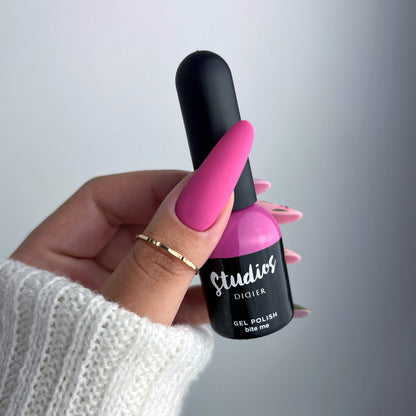 Gel polish Studios, Bite Me, TPO free, 8ml