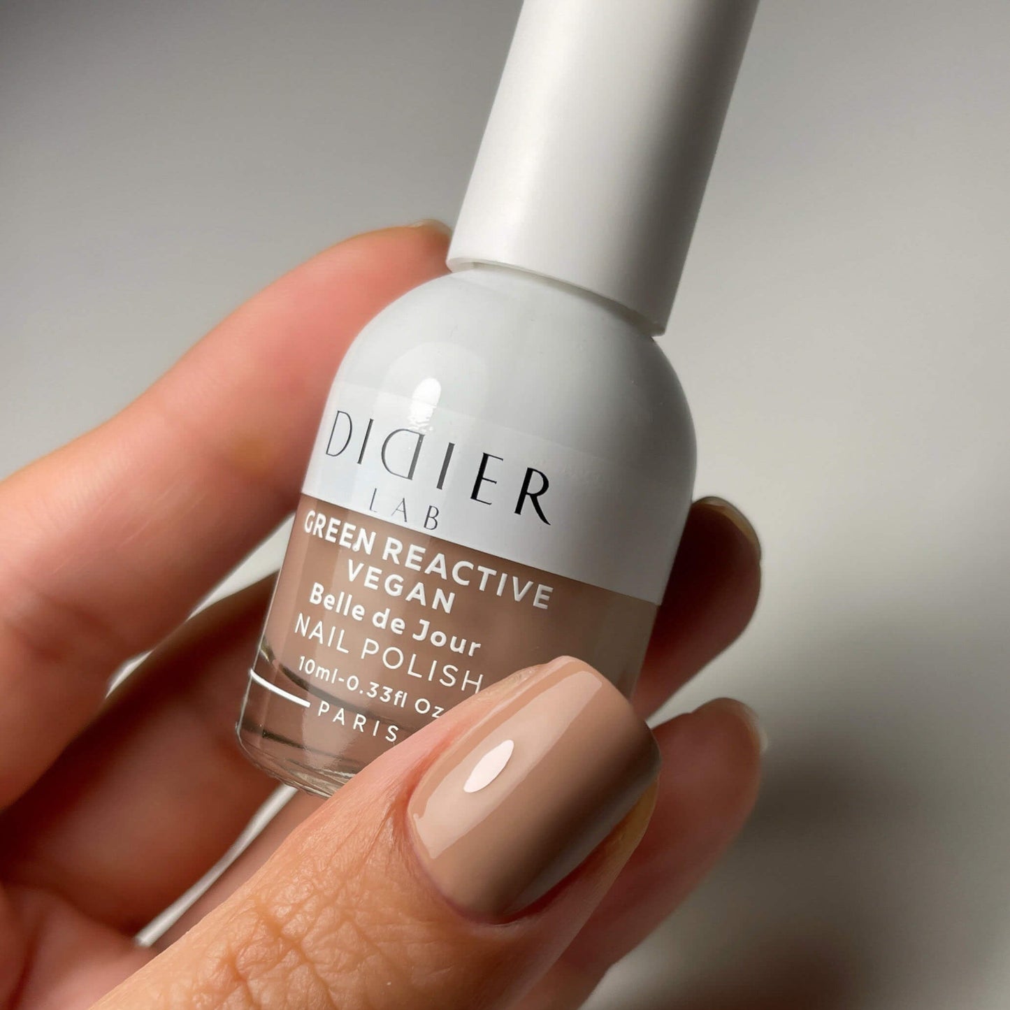 Green Reactive Vegan Nail Polish, Didier Lab, Belle De Jour, HEMA and TPO free, 10 ml