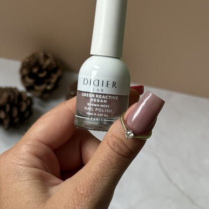 Green Reactive Vegan Nail Polish, Didier Lab, Brown Mist, HEMA and TPO free, 10 ml