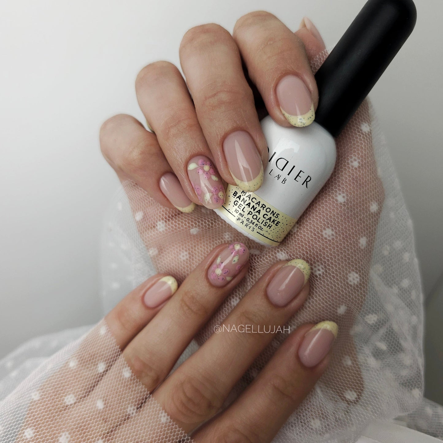 Gel Polish Macarons, Didier Lab, Banana Cake
