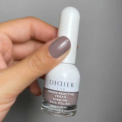 Green Reactive Vegan Nail Polish, Didier Lab, Street Life, HEMA and TPO free, 10 ml